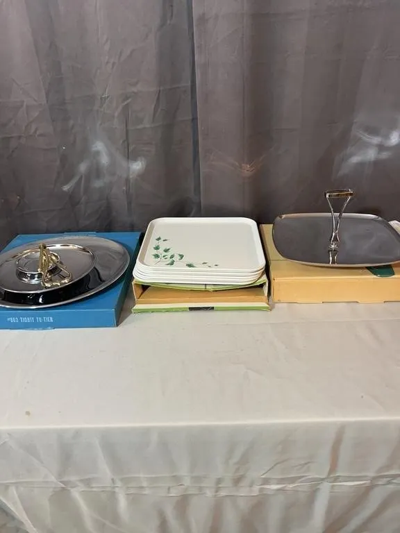 Chrome Tidbit Trays and Ivy Snack Plate Set