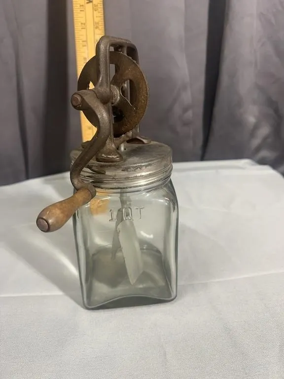 Antique Hand Crank Glass Butter Churn One Quart 52