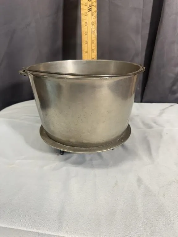 Antique Wagner Sidney Nickel Plated Cast Iron Hear