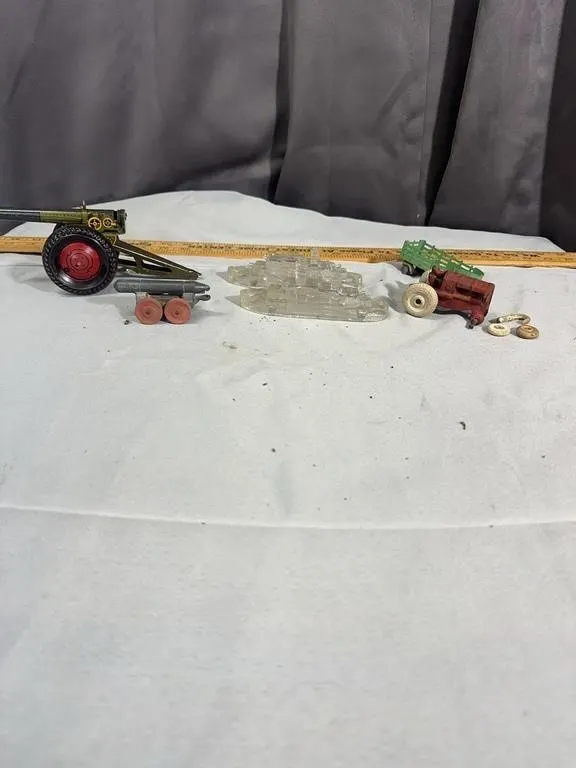 Antique Tin Litho Artillery Cannon Diecast Tractor
