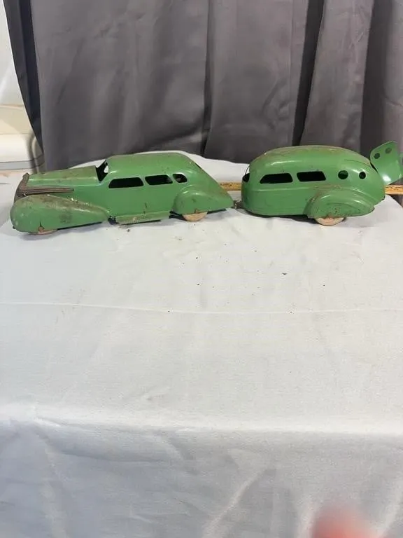 Antique Marx Pressed Tin Streamline Coupe and Trav