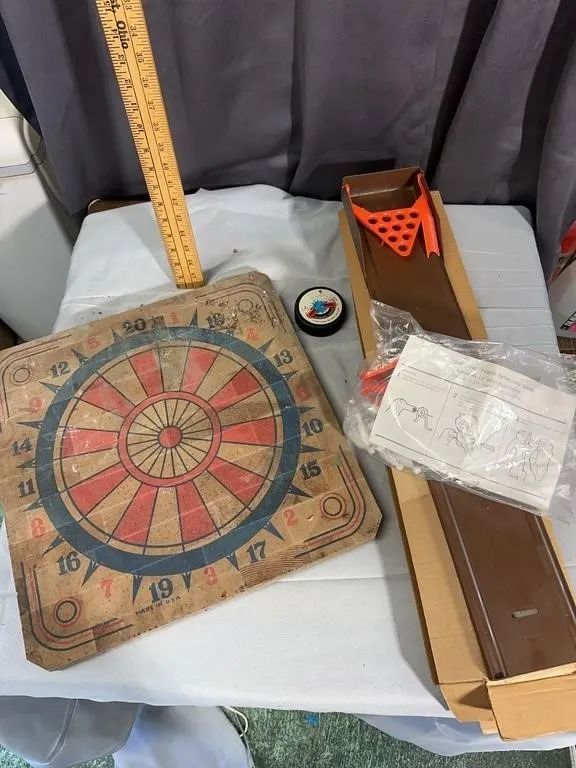 Tony The Tiger Bowling Game Board Dartboard And Co