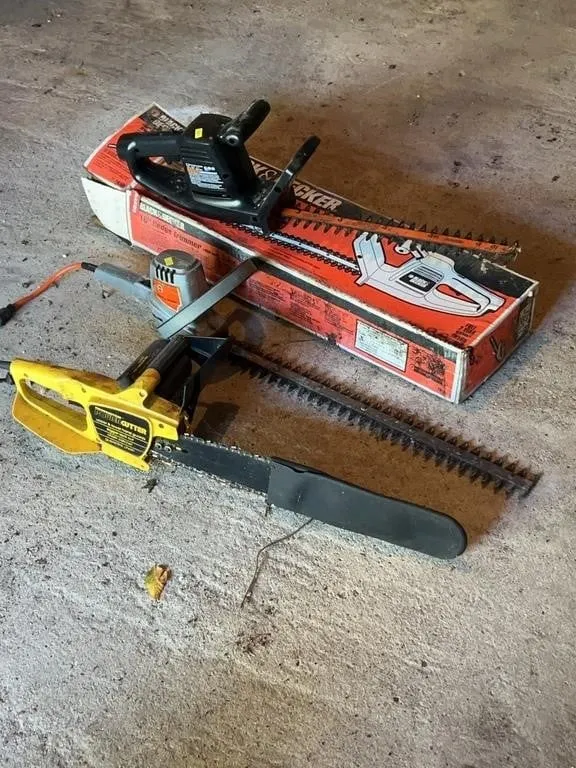 Remington Power Cutter Chainsaw and Black & Decker