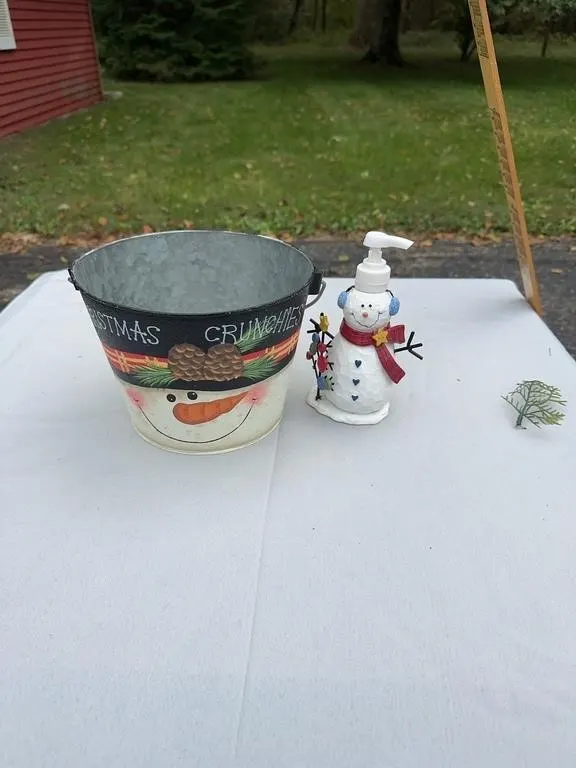 Holiday Snowman Metal Pail and Novelty Snowman Soa