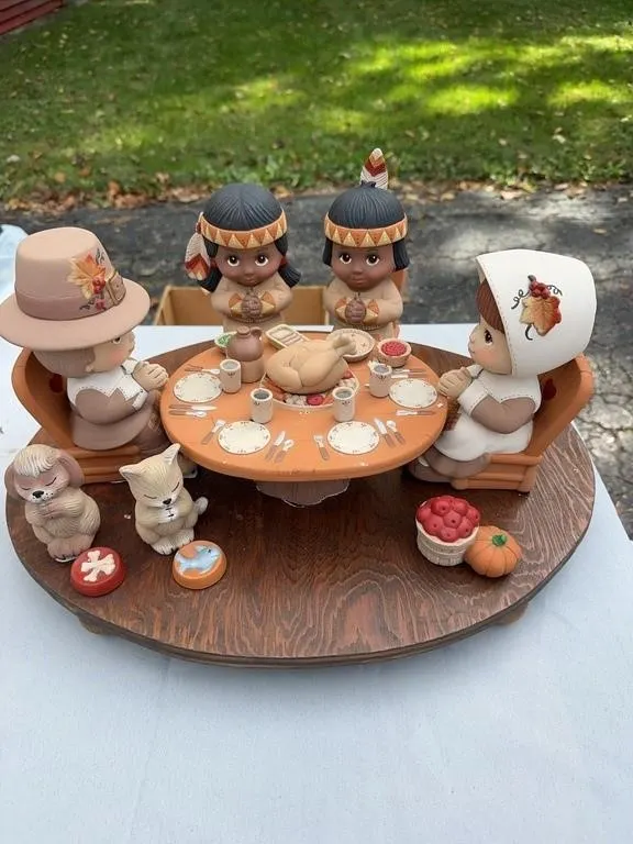 Sweet Tots Thanksgiving Ceramic Figurine Tabletop