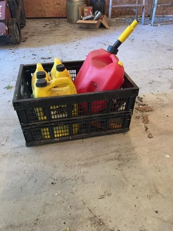 Blitz Gasoline Can and Fluid Jugs in Folding Crate