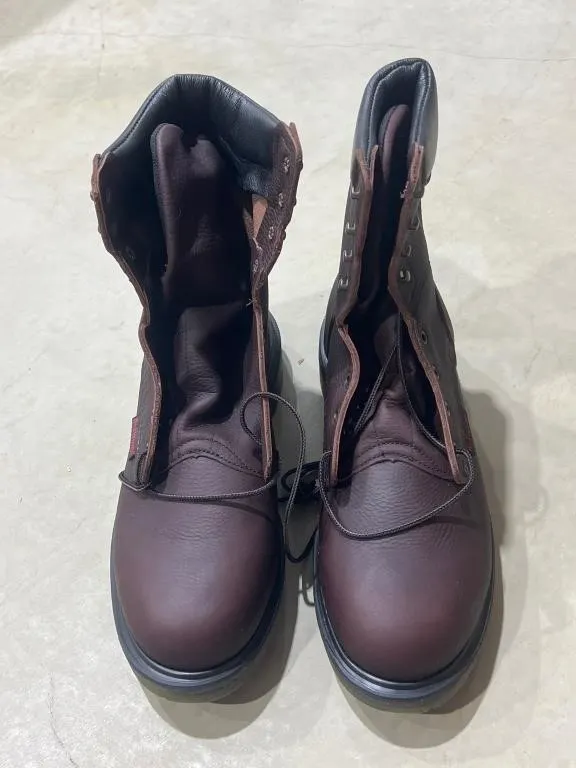 Red Wing Lace Up Boot Sz 13D NIB