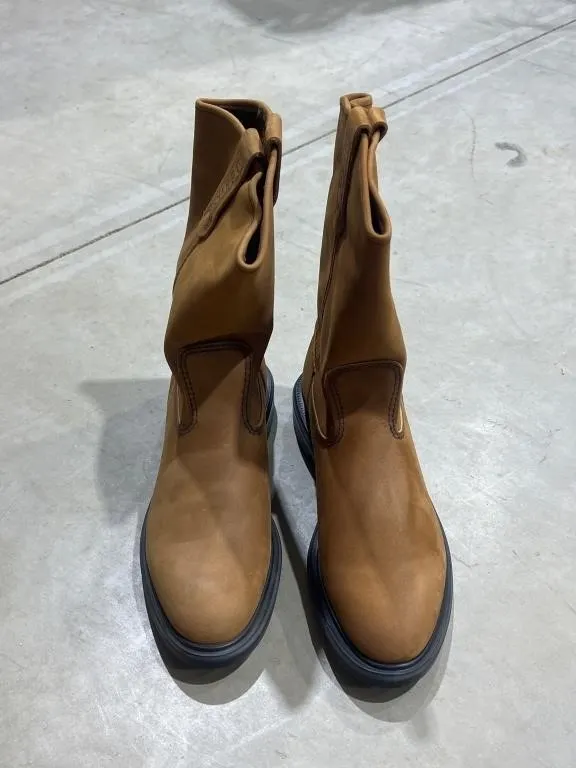 Red Wing Slip On Work Boot Sz 10D NIB