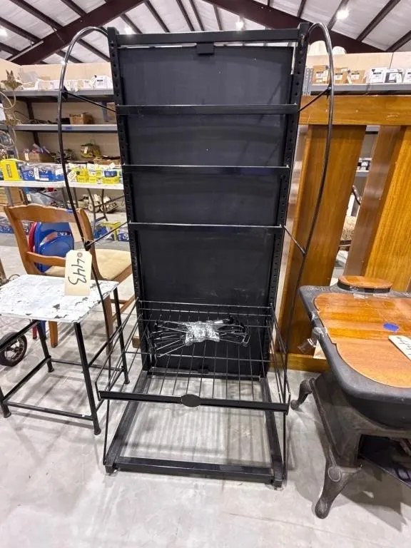Metal Peg Style Food Display Rack 24"L x 21"W x