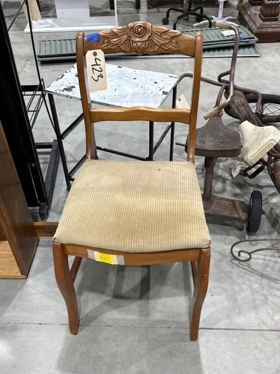 Wood/Cloth Upholstered Side Chair