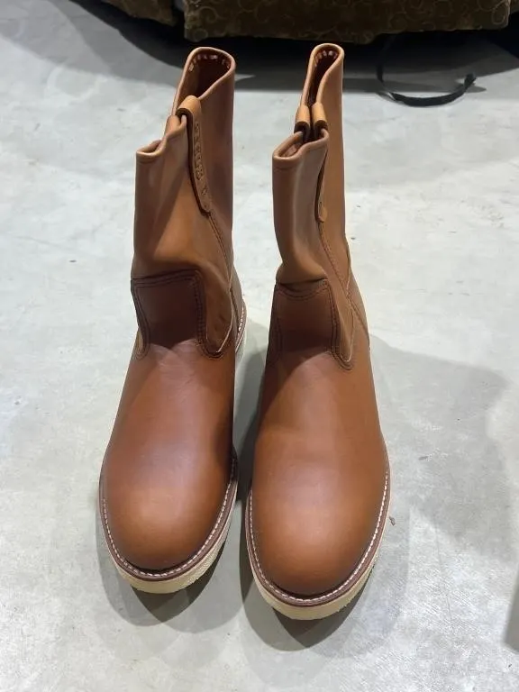 Red Wing Slip On Work Boot Sz 11-1/2D NIB