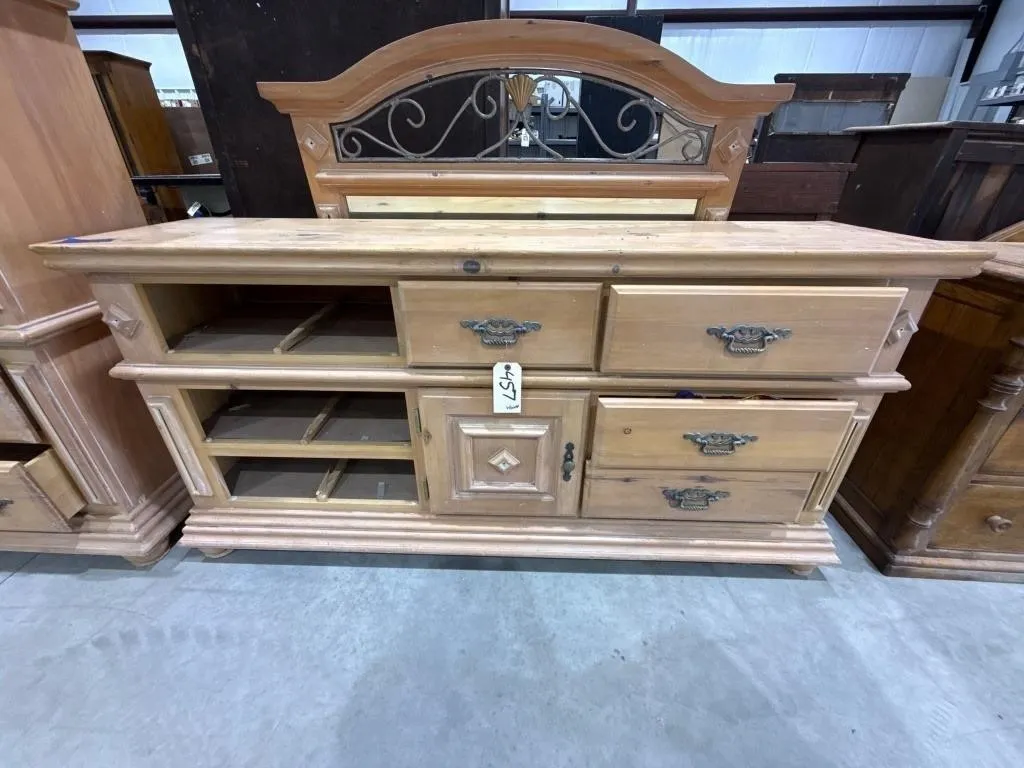 Dresser w/Mirror - missing drawers - w/Contents