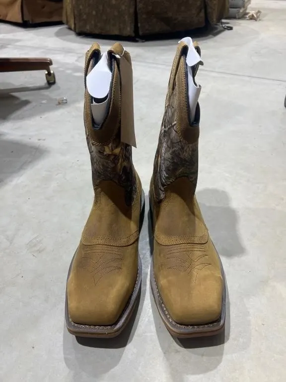 Red Wing Irish Setter Steel Toed Slip On Boot Sz 1