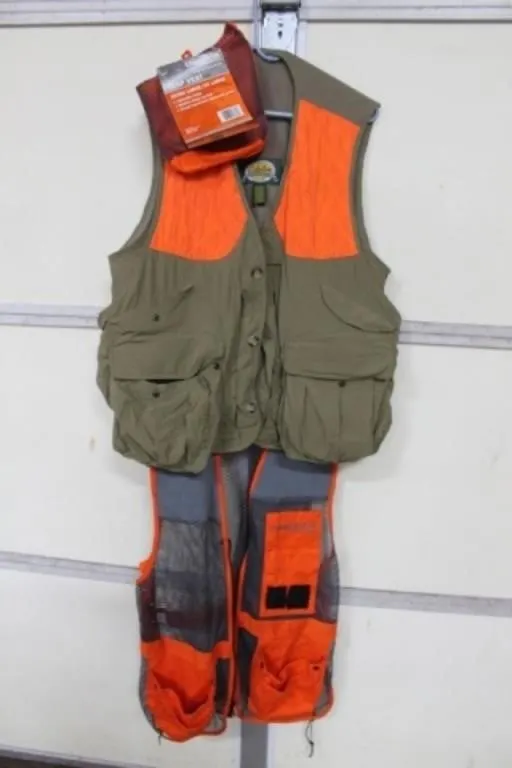 XL Champion & Cabela's Hunting Vest & Shell Bag