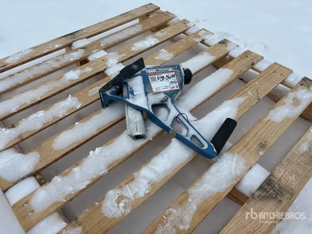 Primatech 245-142 Pneumatic Stapler