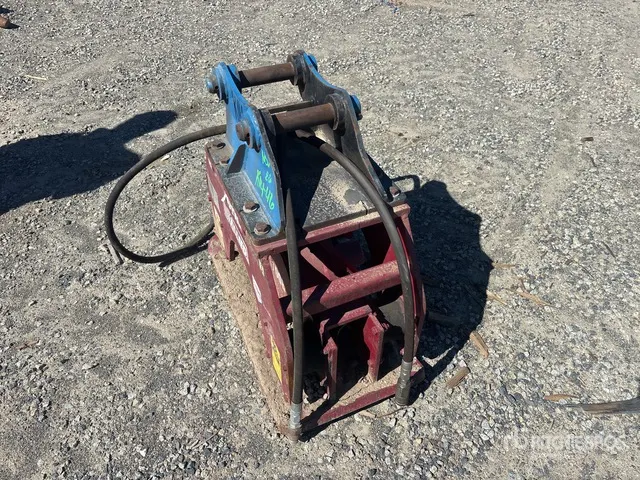Ho-Pac 700B 18 in Plate Compactor Attachment