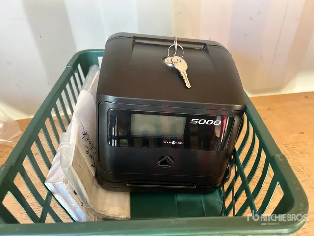 Pyramid 5000 Time Punch Machine