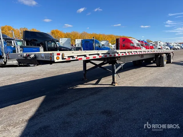 2003 48 ft T/A Spread Axle Flatbed Trailer