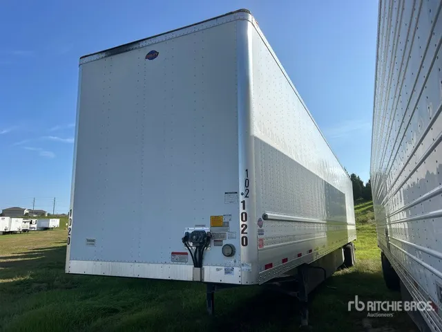 2024 Utility VS2DX 53 ft x 102 in T/A Van Trailer