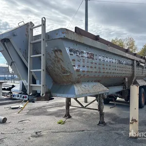 2010 Manac 44226A 26 ft T/A End Dump Trailer