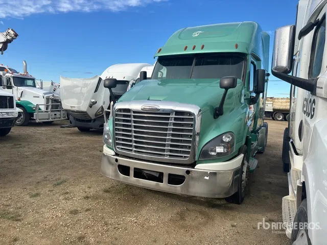 2017 Freightliner Cascadia 125 6x4 T/A Sleeper Truck Tractor (Inoperable)