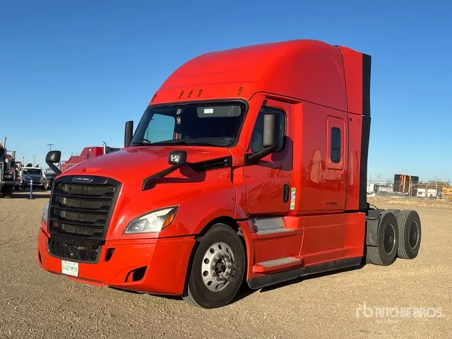 2022 Freightliner Cascadia 126 6x4 T/A Sleeper Truck Tractor