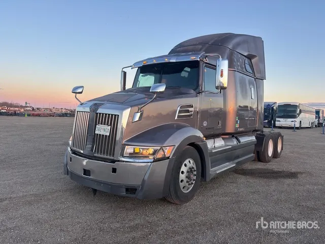 2019 Western Star 5700 6x4 T/A Sleeper Truck Tractor