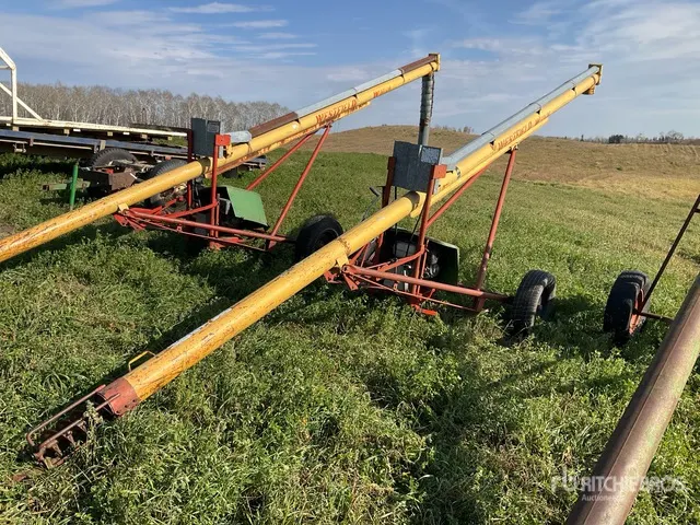 Westfield W60-26 6 in x 26 ft Grain Auger