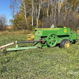 John Deere 336 Square Baler