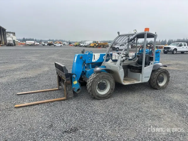 2012 Genie GTH-5519 Telehandler