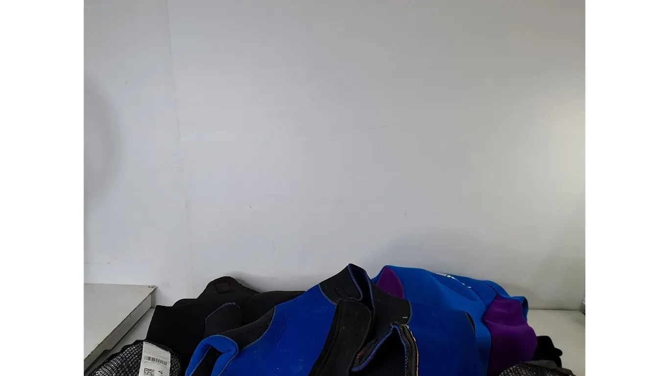 (2) Wetsuits Size 12 & Jacket, (2) G2 Rise Snorkel Masks ( as is)