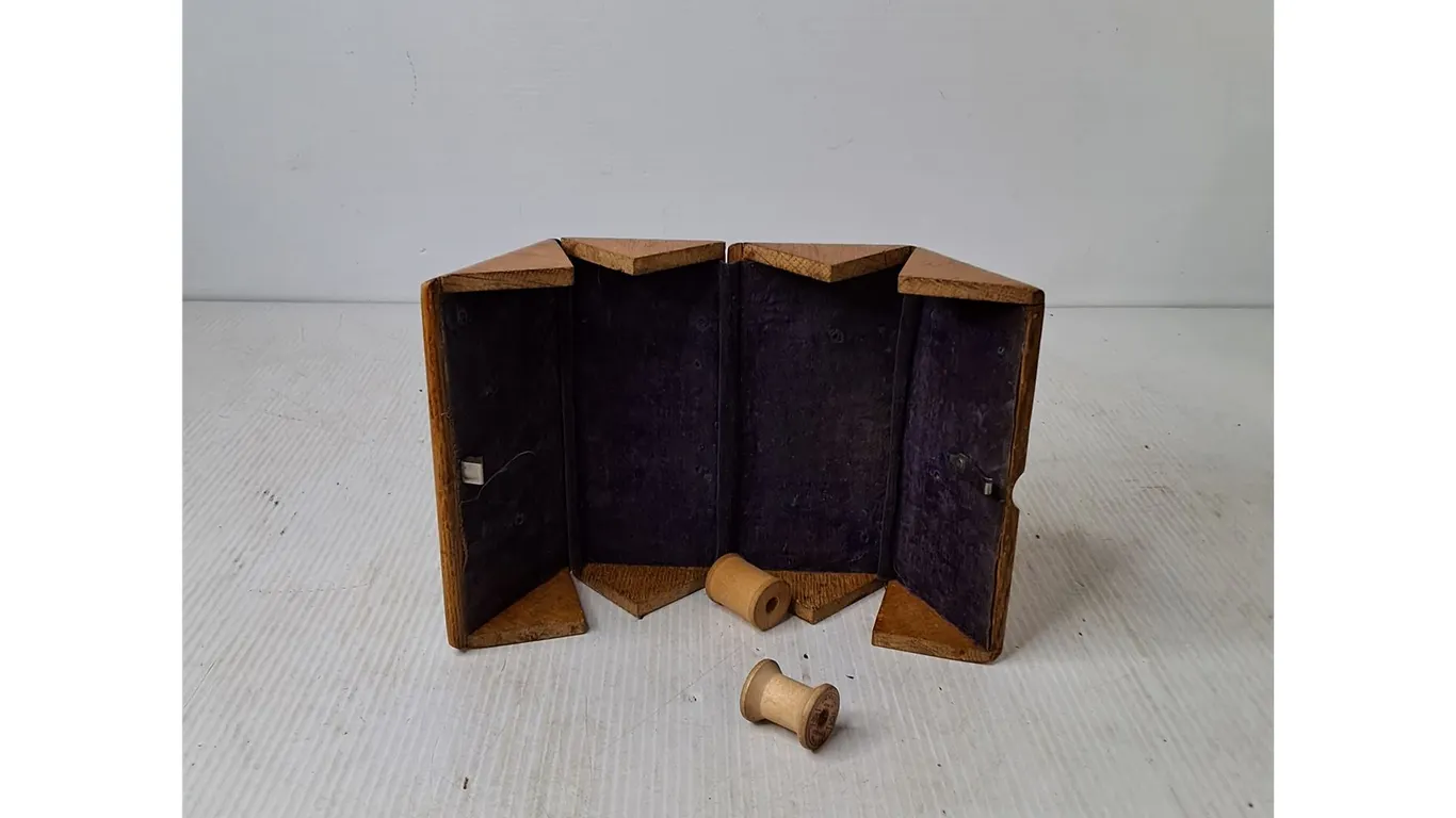 Collaspable Wooden Box