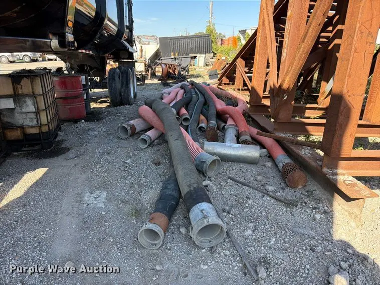 (18) suction hoses