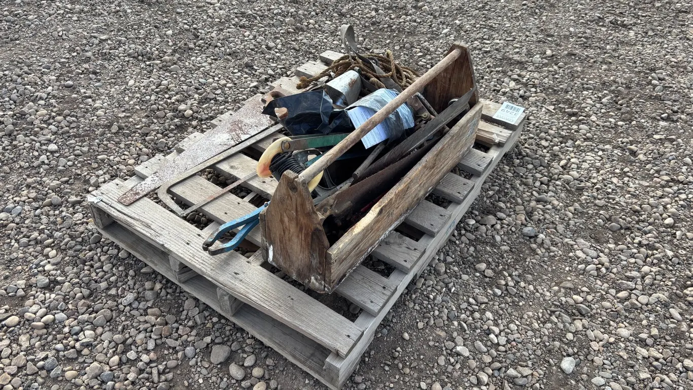 Qty of Vintage Saws