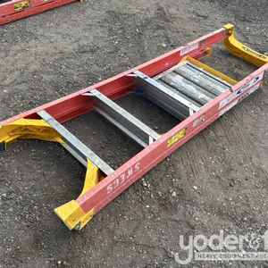 6' Podium Ladder 