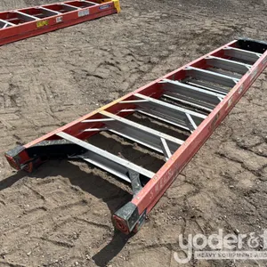 8' A Frame Ladder 