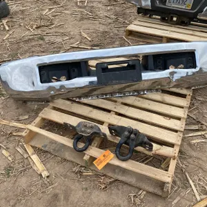 2019 Ford F-350 Front Bumper With Hooks