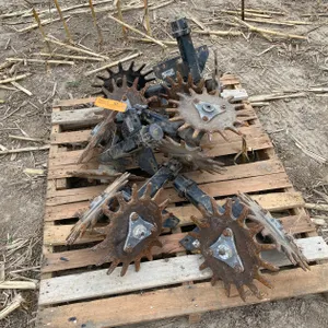 (6) Complete Dawn Screw Adjust Row Cleaners