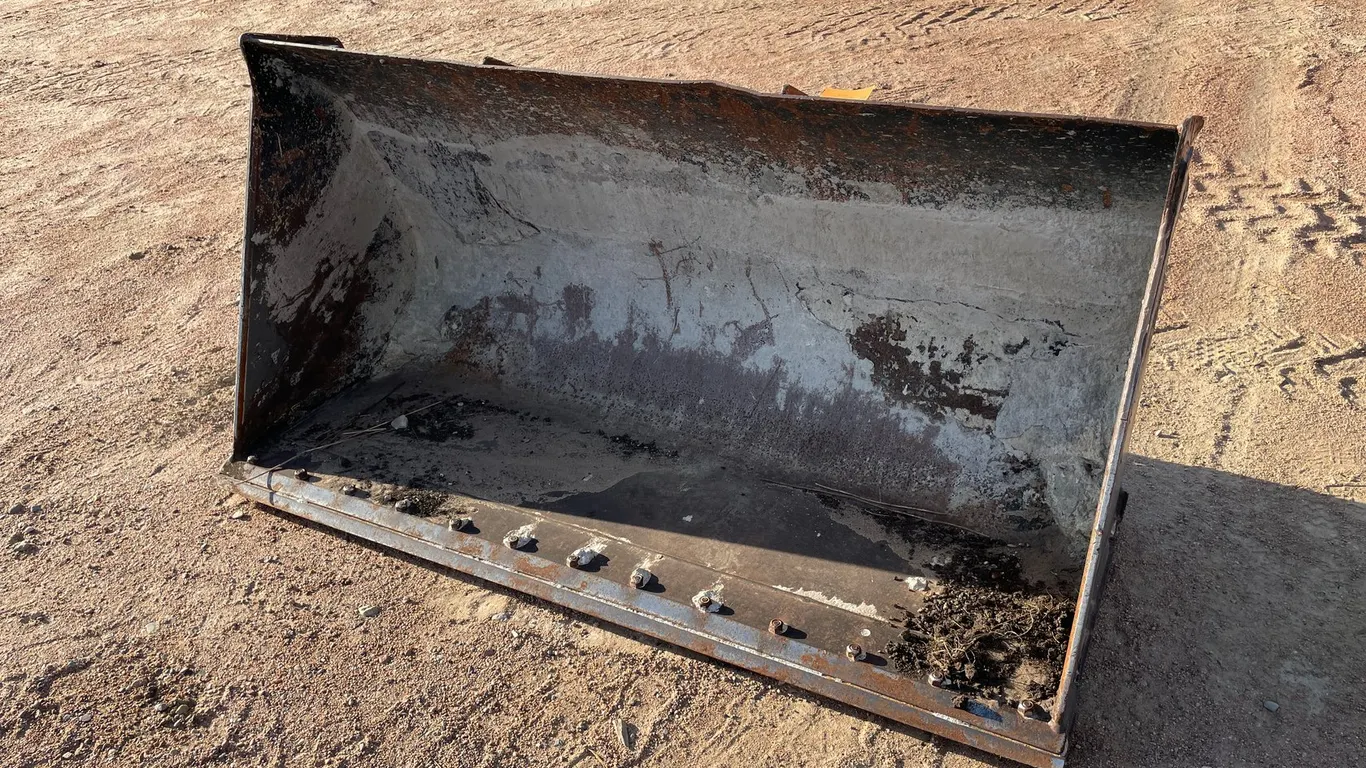 Cat Universal Skid Steer Mount
