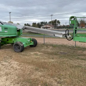 2001 Genie S-40 Man Lift