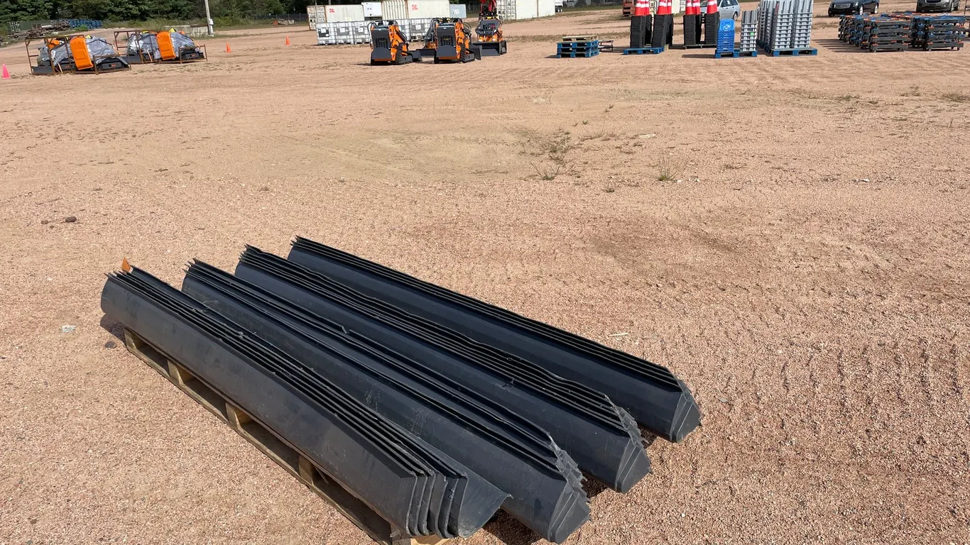 Feeder Trays