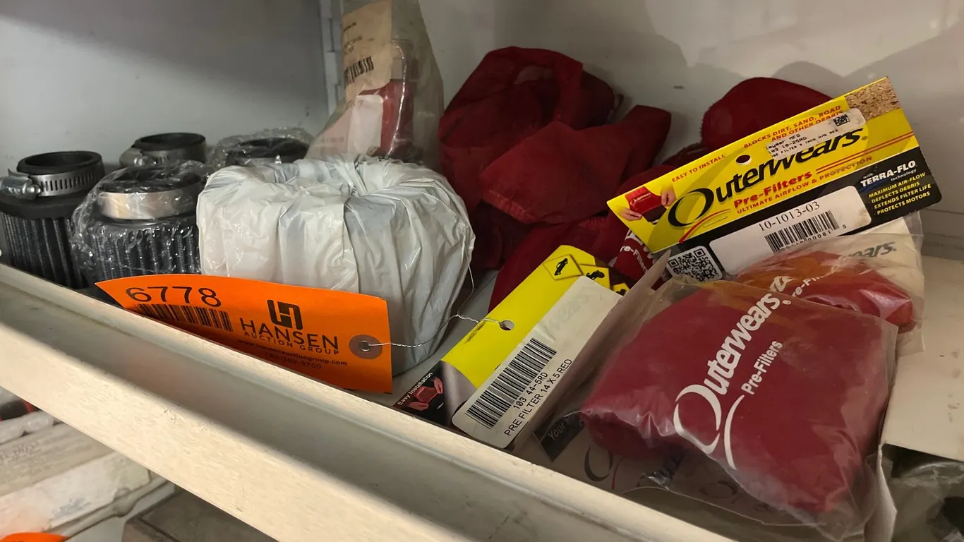 Air Filters, Pre Filter Covers, and Breathers