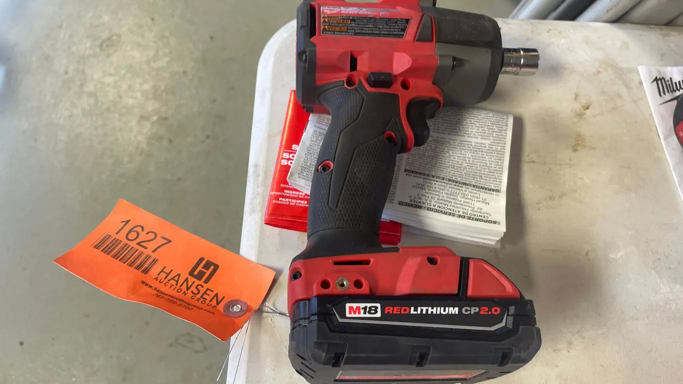 Milwaukee M18 3/8" Fuel Brushless Impact Wrench