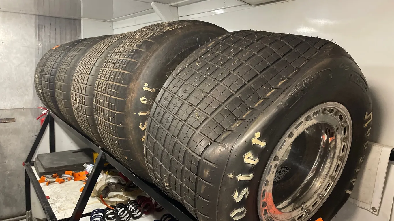 (6) Racing Tires