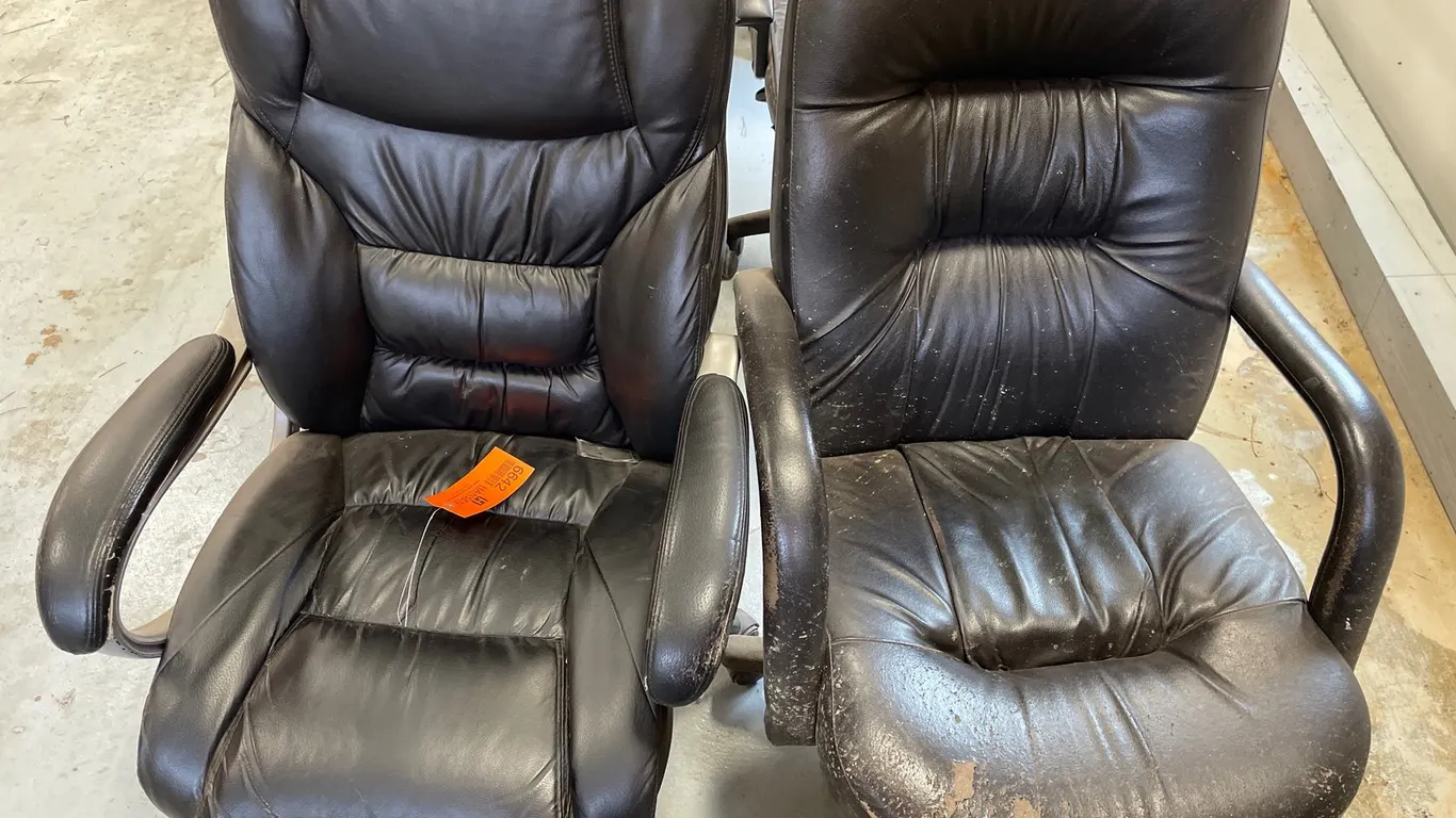 (2) Black Upholstered Rolling Office Chairs