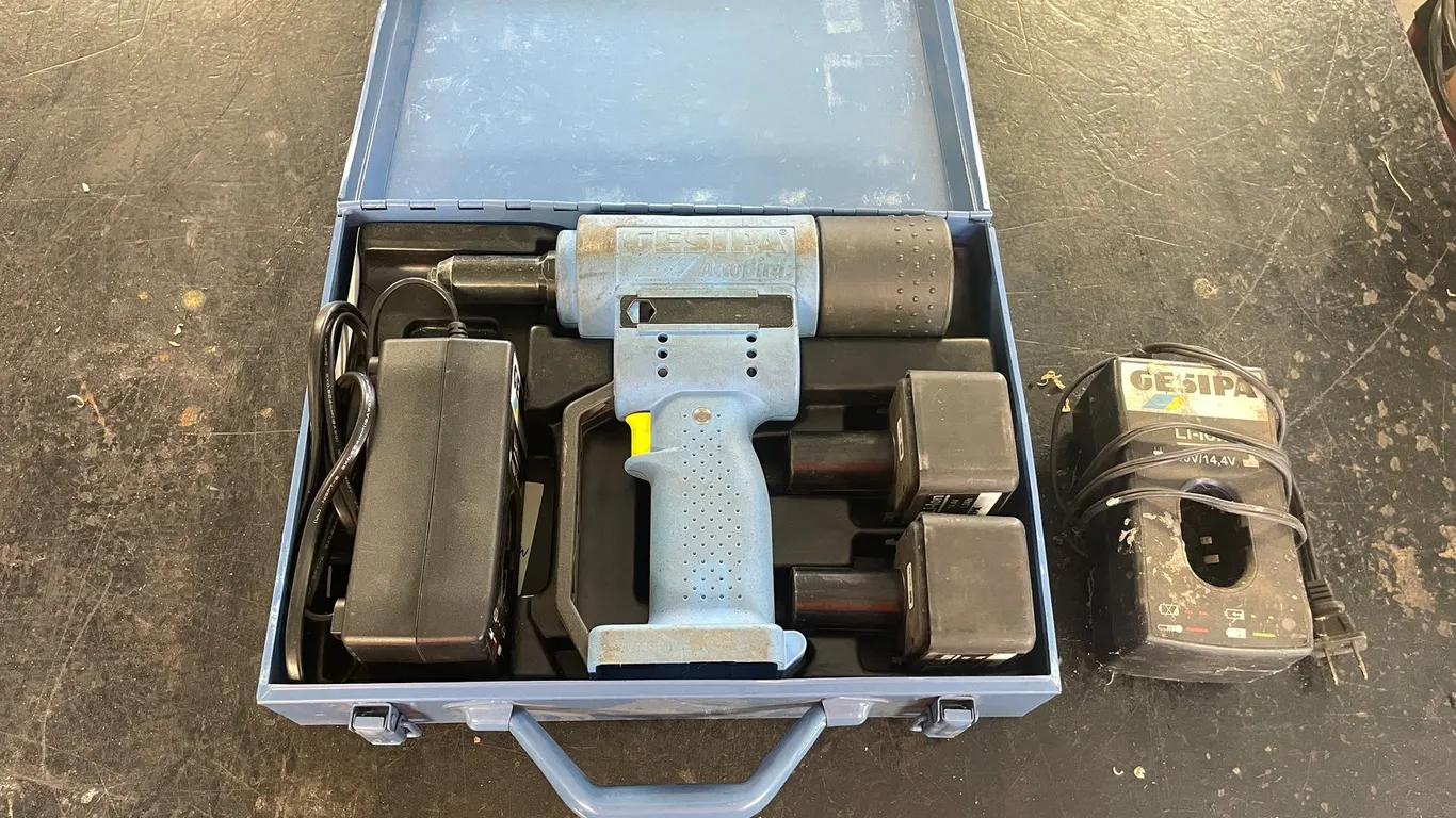 Gesipa Accubird Cordless Rivet Gun