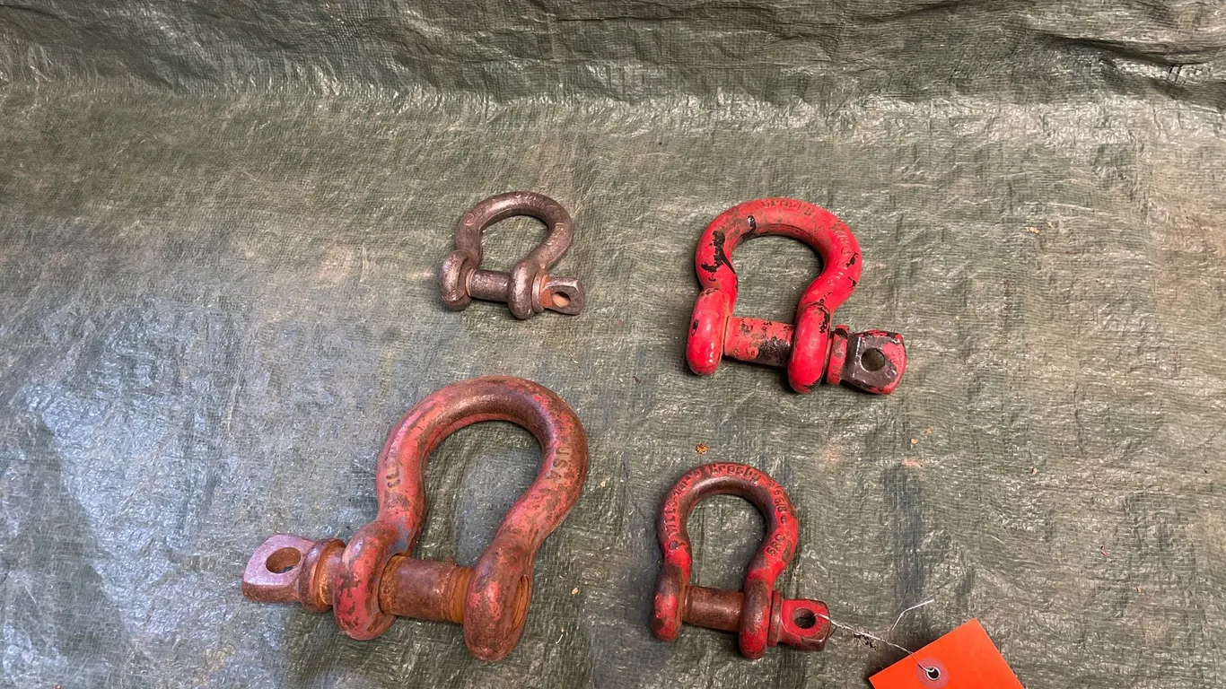 (4) Crosby Forged Steel Screw Pin Anchor Shackles