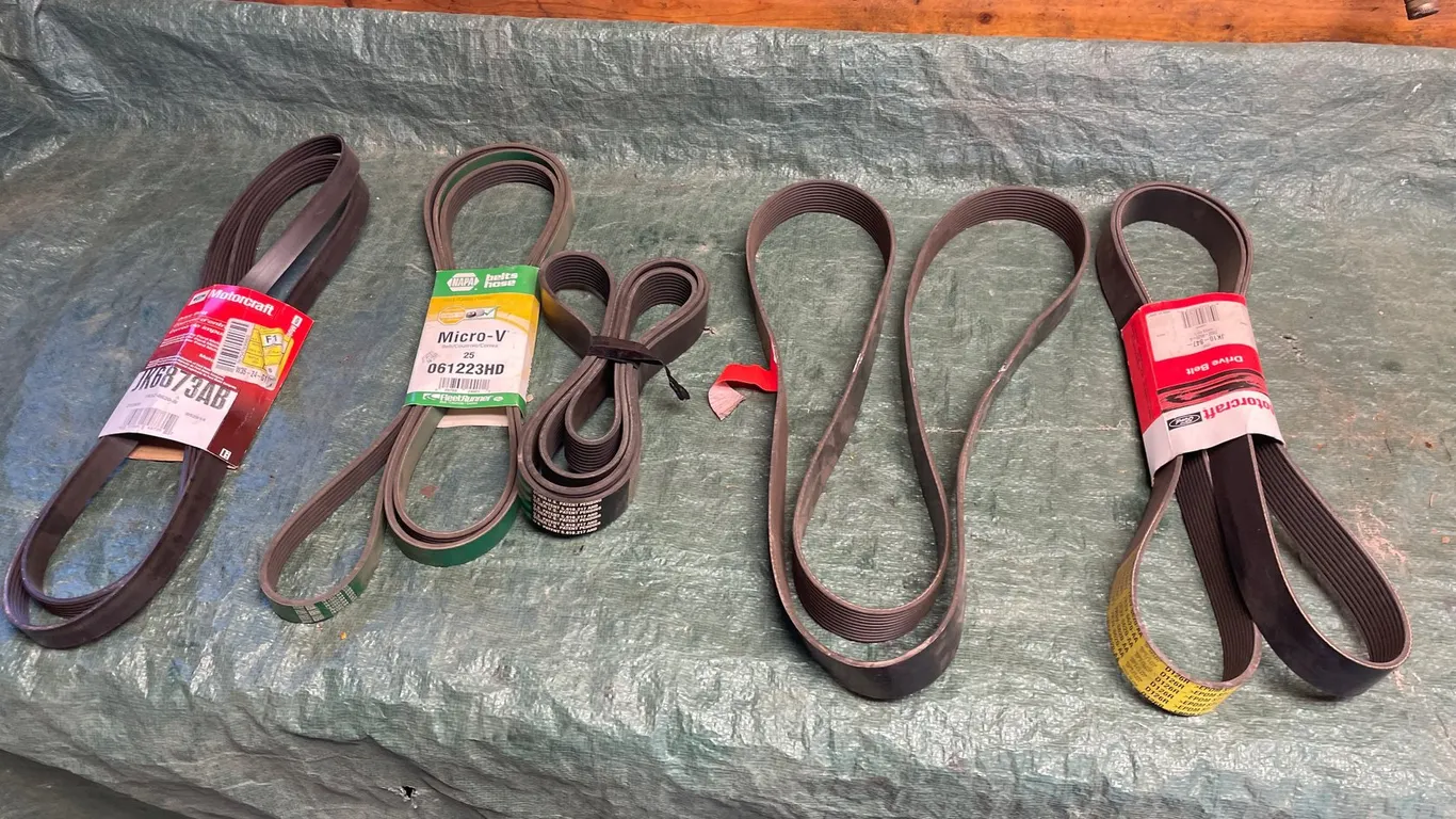 (5) Automotive Serpentine Drive Belts