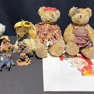Boyds Bears Collection with Plush, Resin Figures and Floral Watercolour Art Signed 1996