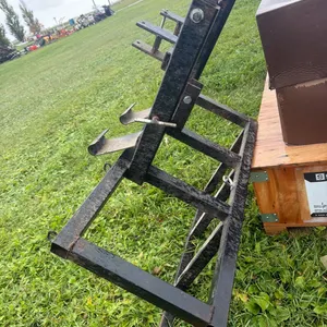 Deer hanger made to fit Yamaha quad  (GST 5% charged)